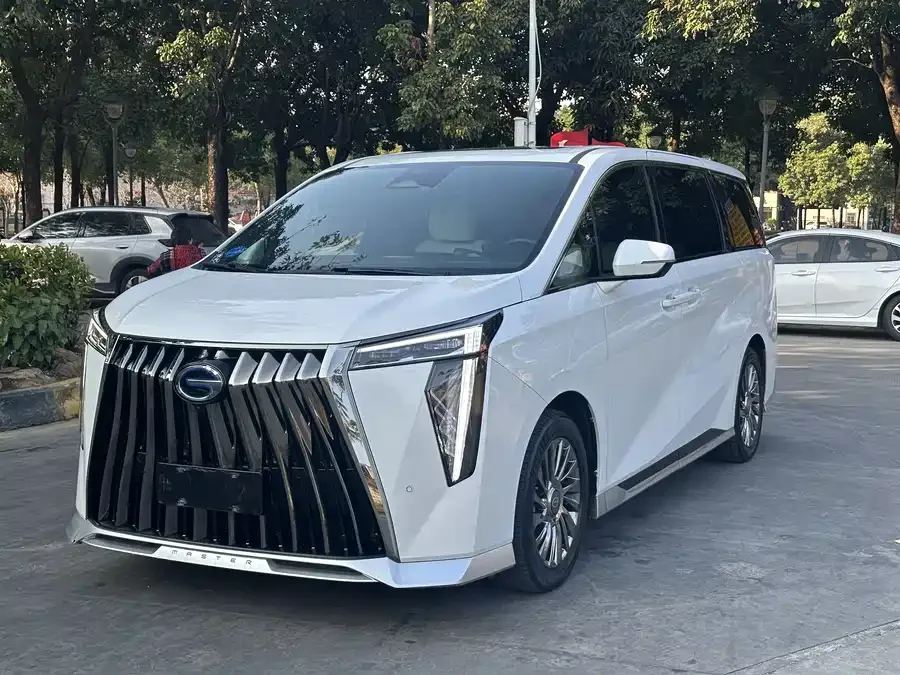 GAC Trumpchi M8 Trumpchi M8 2023 Grandmaster Series Dual Engine Royal Edition 2023 — фото 1, купить с доставкой в Москву
