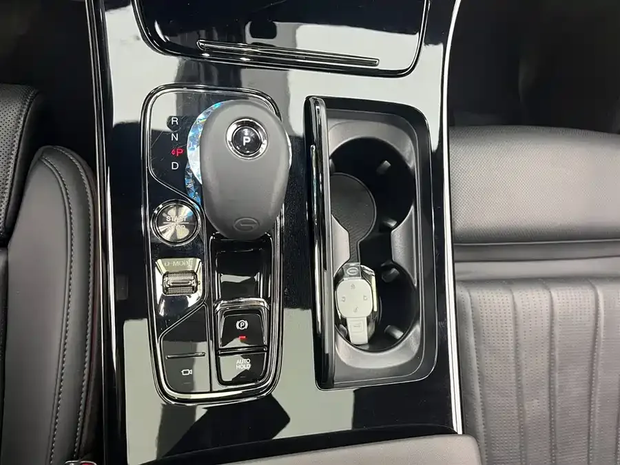 GAC Trumpchi M8 Trumpchi M8 2024 Grandmaster Series 400T Supreme Edition 2024 — миниатюра 3