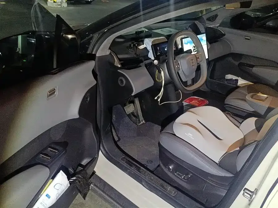 Zeekr X Zeekr X 2023 rear-wheel drive ME version 5 seats 2023 — миниатюра 3
