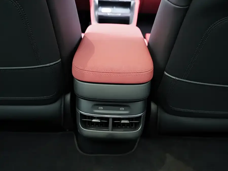 Zeekr 007GT Zeekr 007GT 2025 rear-wheel drive intelligent driving version 75kWh 2025 — миниатюра 5