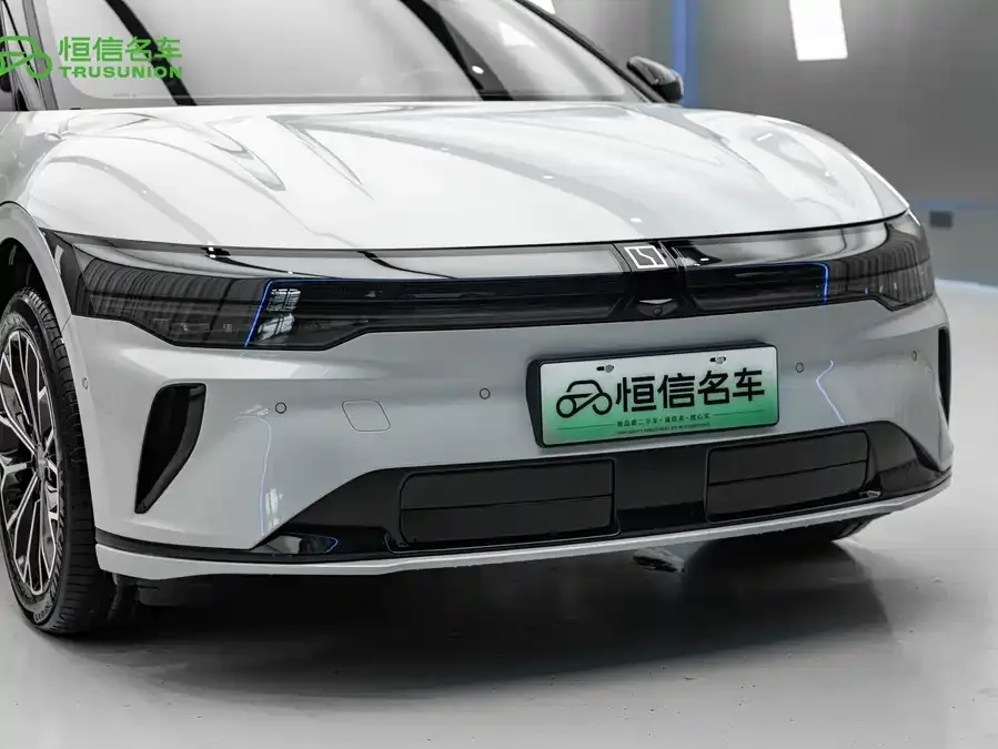 Zeekr 007GT Zeekr 007GT 2025 All-Wheel Drive Smart Edition 75kWh 2025 — миниатюра 3