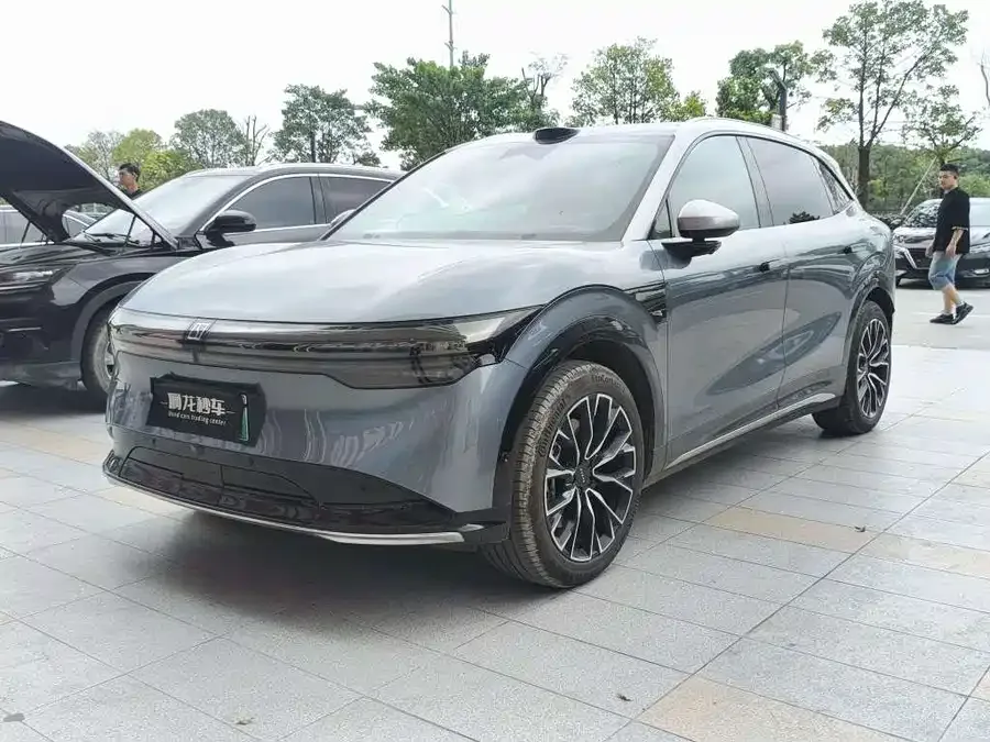 Zeekr 7X 2025