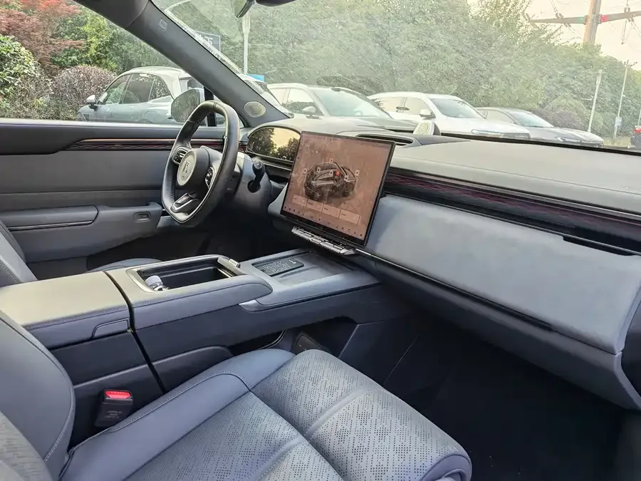 Zeekr 7X Zeekr 7X 2025 75kWh RWD Smart Driving Edition 2024 — миниатюра 3