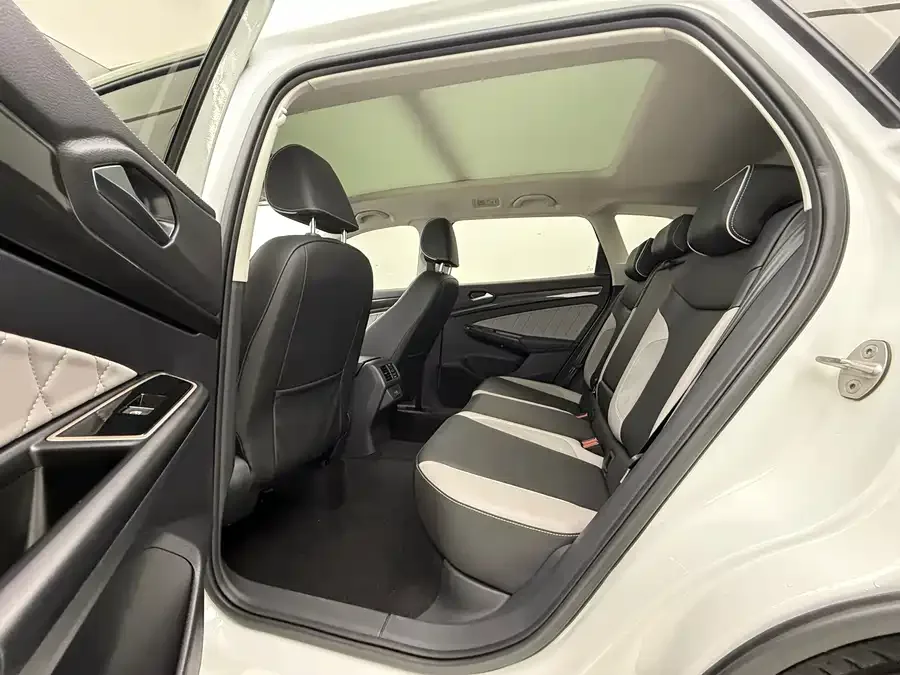 Jetta VS7 Jetta VS7 2023 280TSI Automatic High Gloss Glory Edition 2023 — миниатюра 4