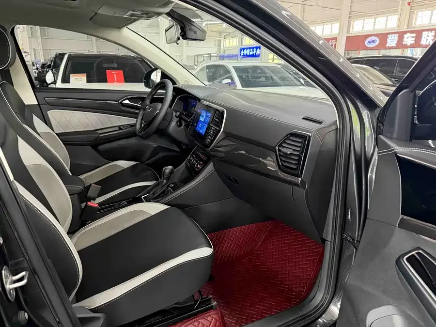 Jetta VS7 Jetta VS7 2022 Black Front Edition 1.4T Automatic Enjoy Edition Pro 2022 — миниатюра 5