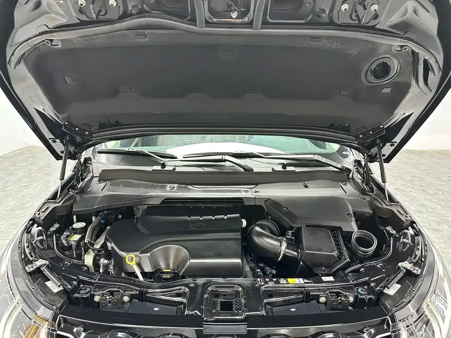Land Rover Pre-owned Discovery Sports Discovery Sport 2023 249PS R-Dynamic SE Performance Technology Edition 2024 — миниатюра 5
