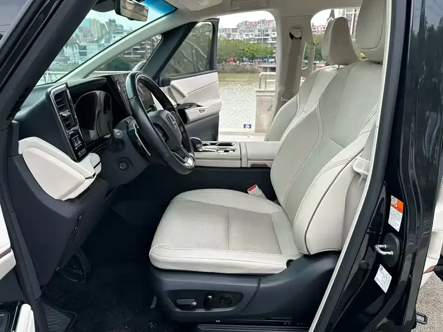Lexus LM 2023 350h Seven-seat Elegant Edition 2023 — миниатюра 2