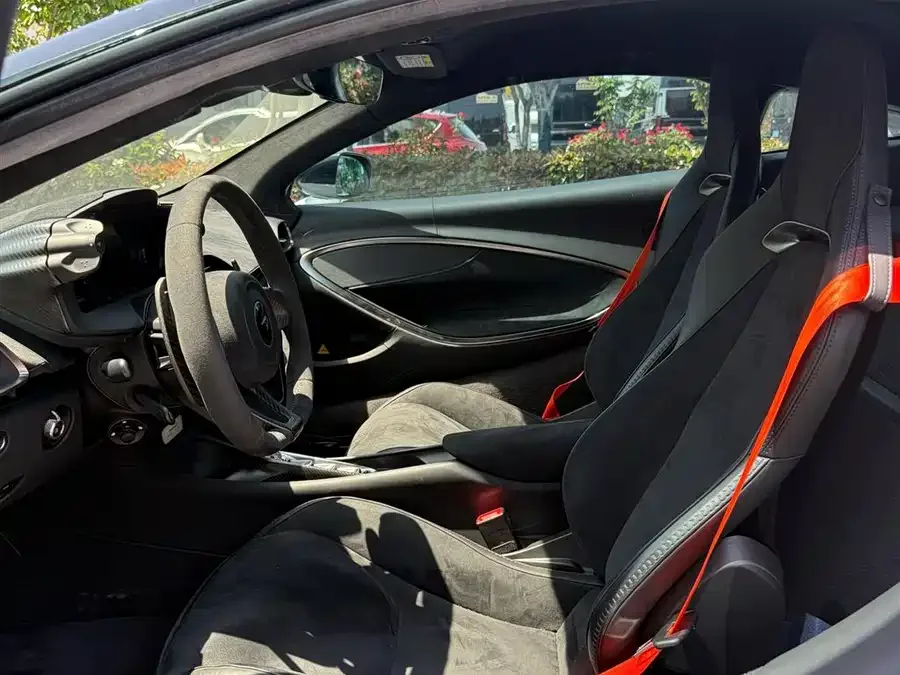 McLaren Artura Artura 2023 3.0T Hybrid Standard Model 2024 — миниатюра 3