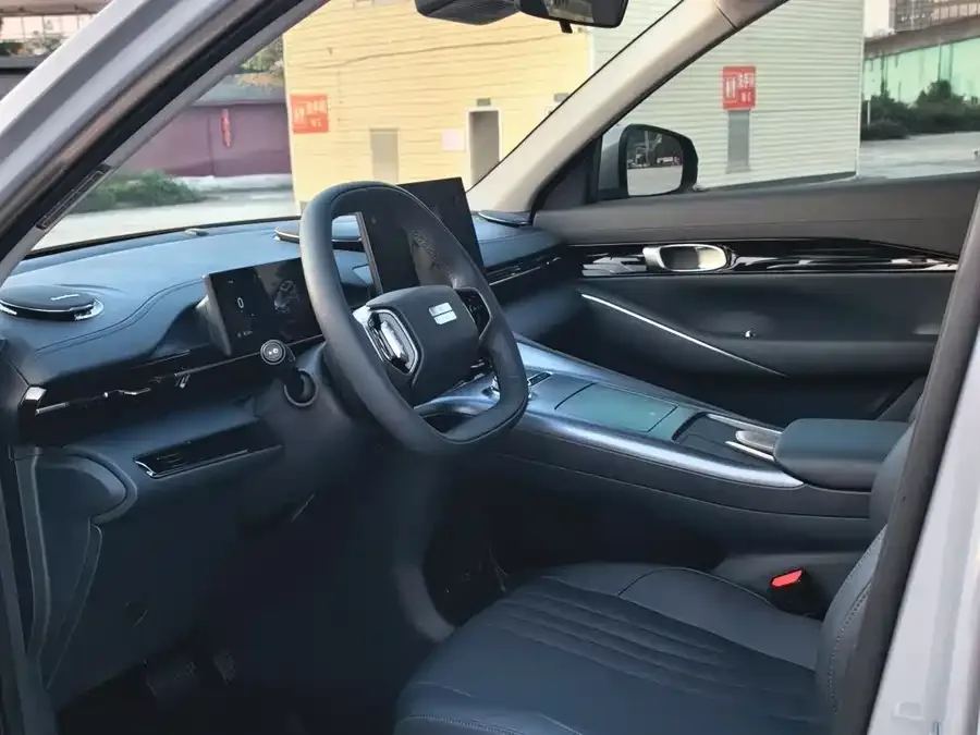 Geely Galaxy E5 Galaxy E5 2024 530km Long Range Edition 2025 — миниатюра 3