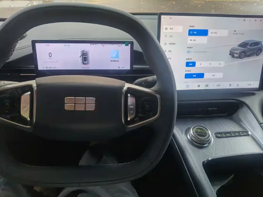 Geely Galaxy E5 Galaxy E5 2024 530km Long Range Edition 2024 — миниатюра 3