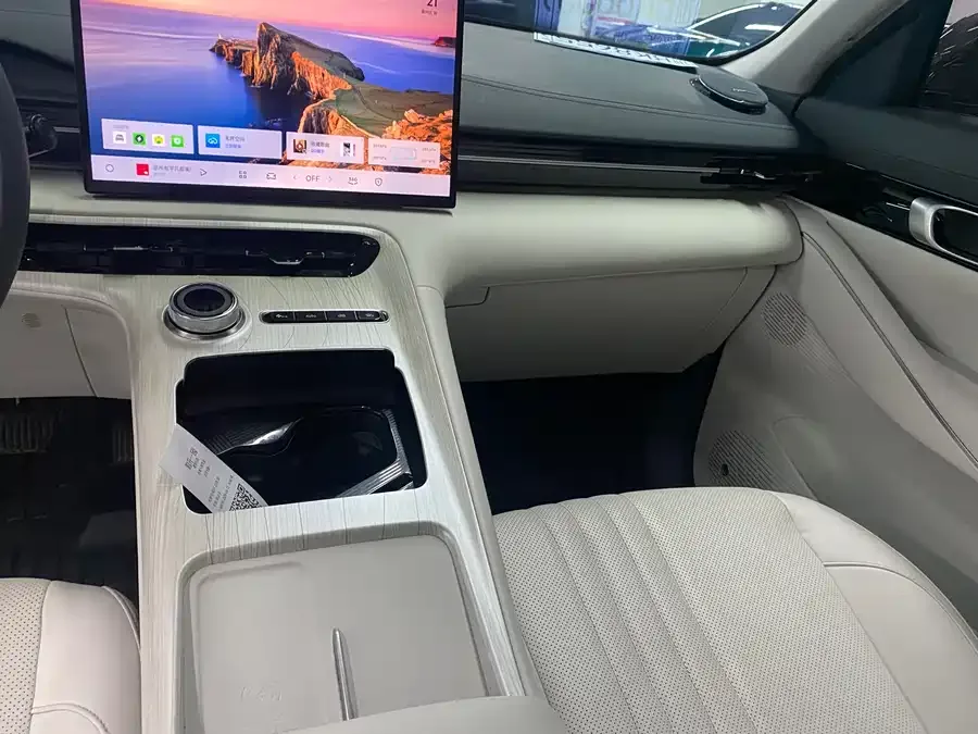 Geely Galaxy E5 Galaxy E5 2024 530km Exploration+ Edition 2025 — миниатюра 3
