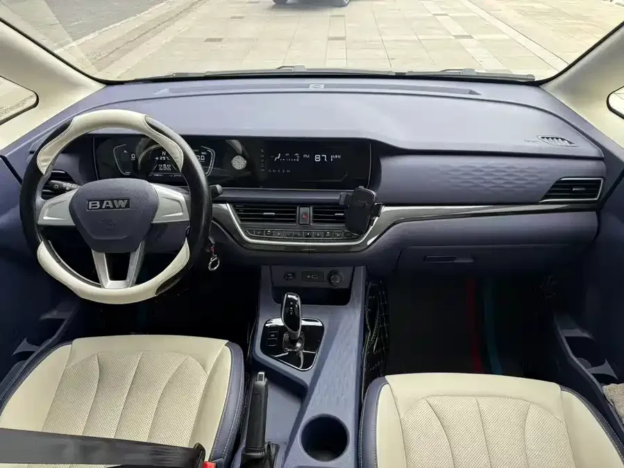 BAW Ruisheng Ace M7 New Energy Ruisheng Ace M7 New Energy 2025 Model 365KM Wealth Creation Edition 7-Seater 2025 — миниатюра 4
