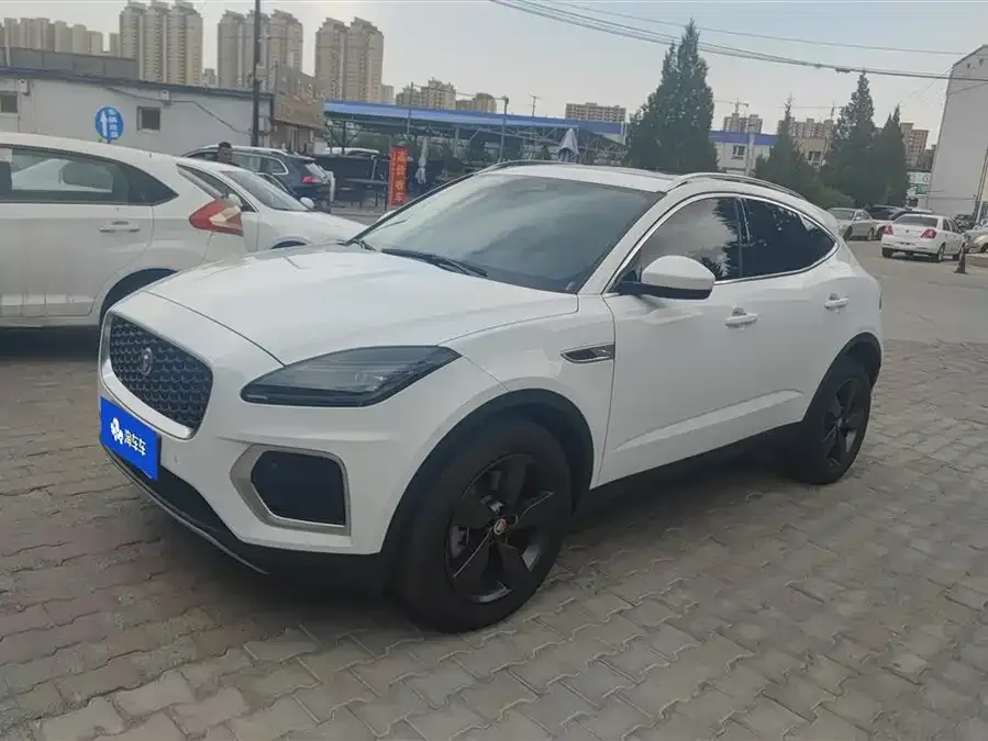 Jaguar E-Pace 2024