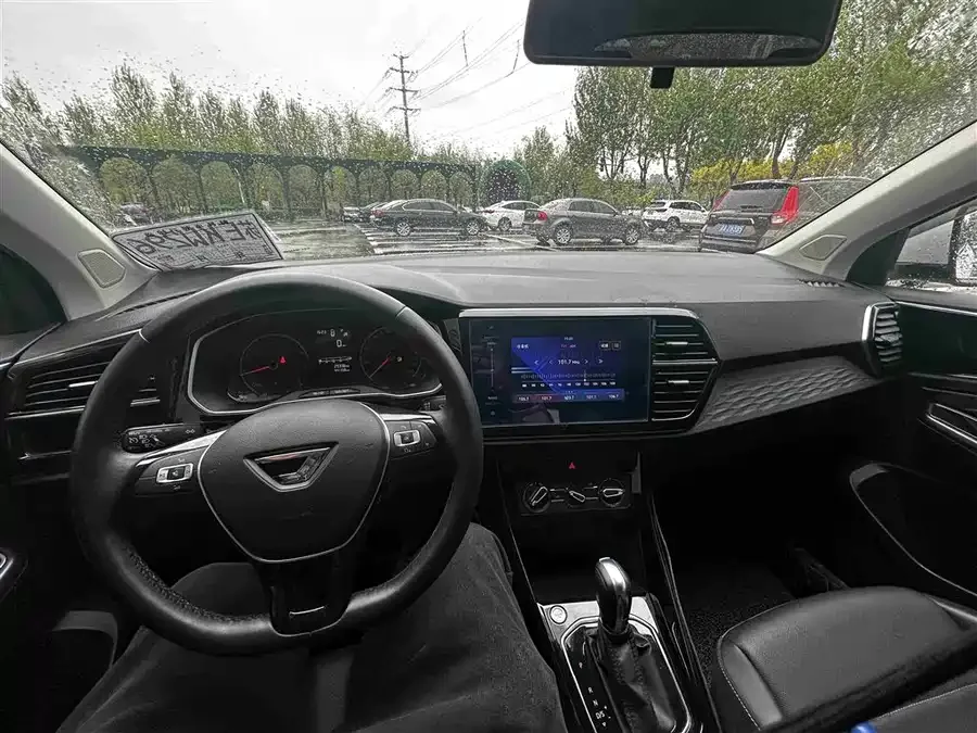 Jetta VS5 Jetta VS5 2022 280TSI Automatic Enjoyable Pro 2022 — миниатюра 3