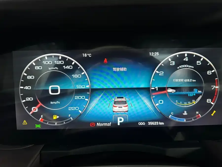 Jetour X90 Plus JETOUR X90 PLUS 2024 1.6TD DCT Family Edition 7 Seaters 2024 — миниатюра 4