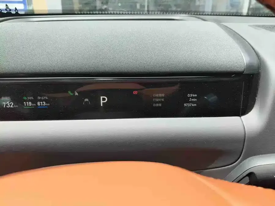 Geely Galaxy M9 Galaxy M9 2025 210km/h AWD Navigator Edition 2025 — миниатюра 3