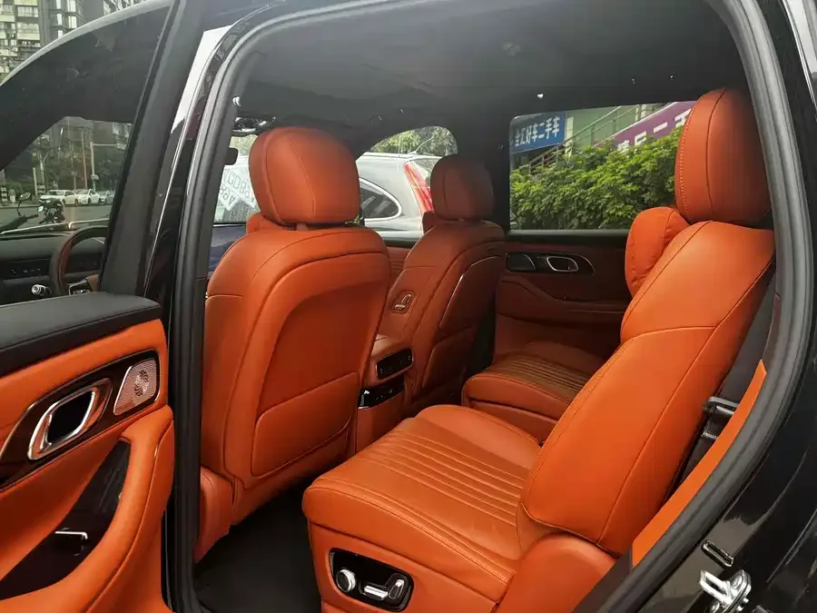 Geely Galaxy M9 Galaxy M9 2025 210km/h AWD Navigator Edition 2025 — миниатюра 2
