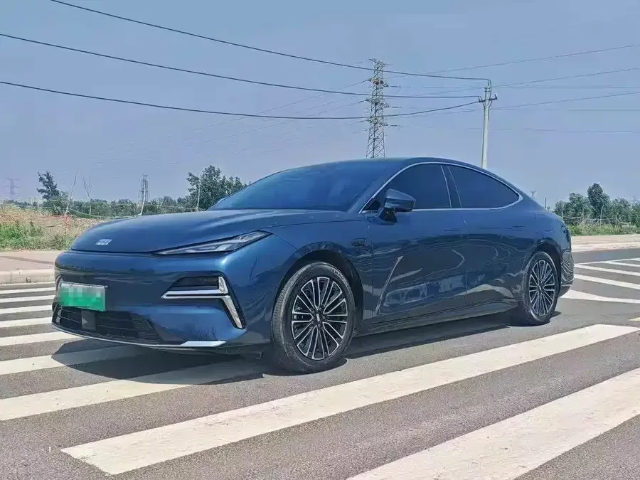 Geely Galaxy Star 8 2025