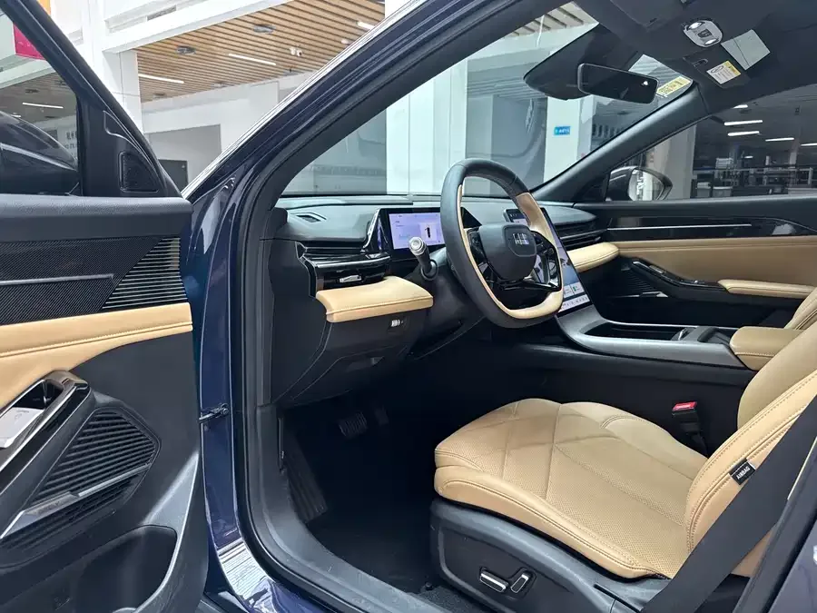 Geely Galaxy L6 Galaxy L6 2023 125km MAX 2024 — миниатюра 3