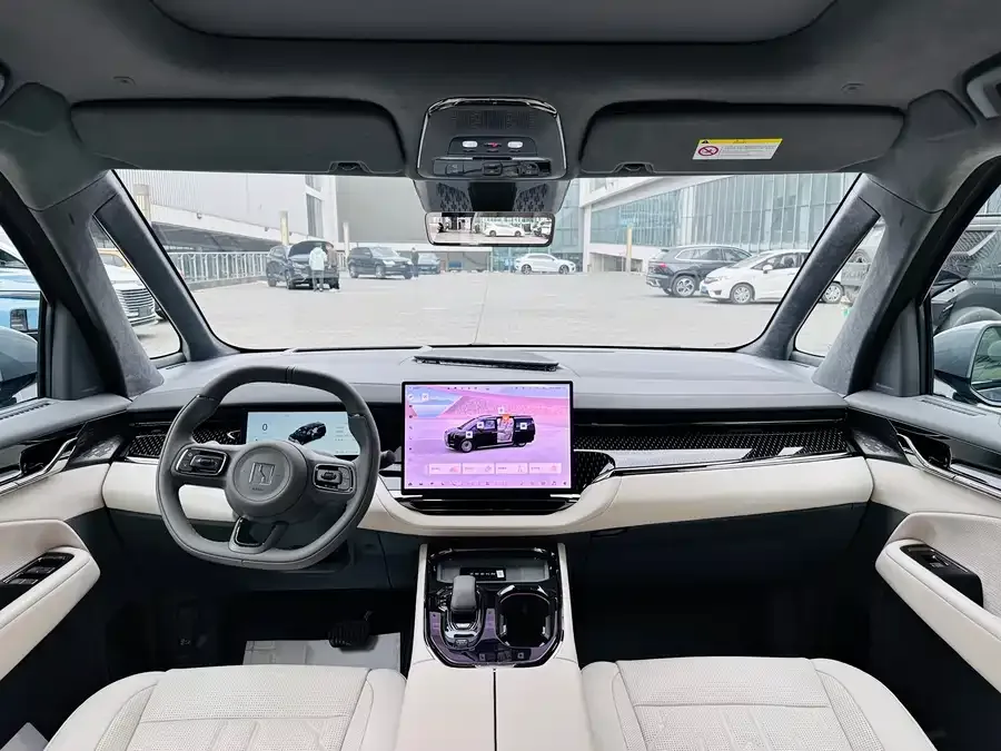 Zeekr 009 Zeekr 009 2024 seven-seat aisle version four-wheel drive 108kWh 2025 — миниатюра 3