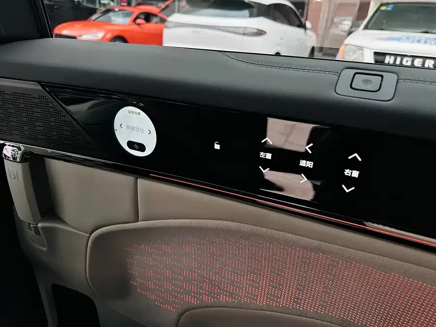 Zeekr 009 Zeekr 009 2024 seven-seat aisle version four-wheel drive 108kWh 2025 — миниатюра 4