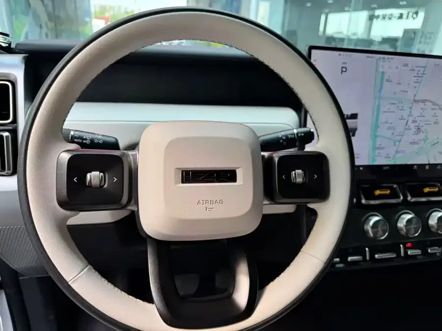 iCAR Super V23 iCAR Super V23 2025 401 Two-Wheel Drive Advanced Edition 2025 — миниатюра 2