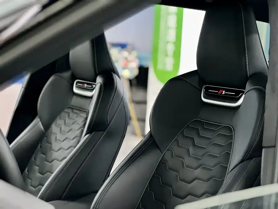 Audi Q6L e-tron 2026 long-range version 2025 — миниатюра 3