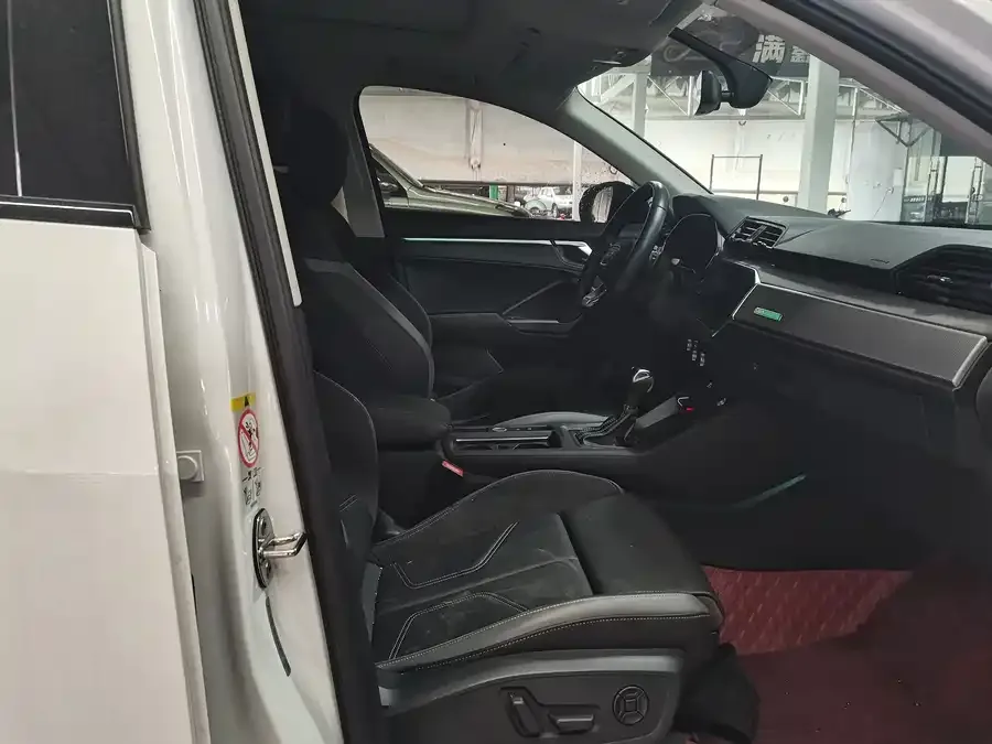 Audi Q3 SPORTBACK 2022 40 TFSI Fashion Edition 2022 — миниатюра 4