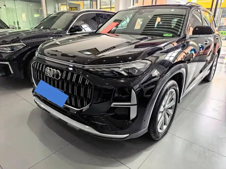 Audi Q6 2024