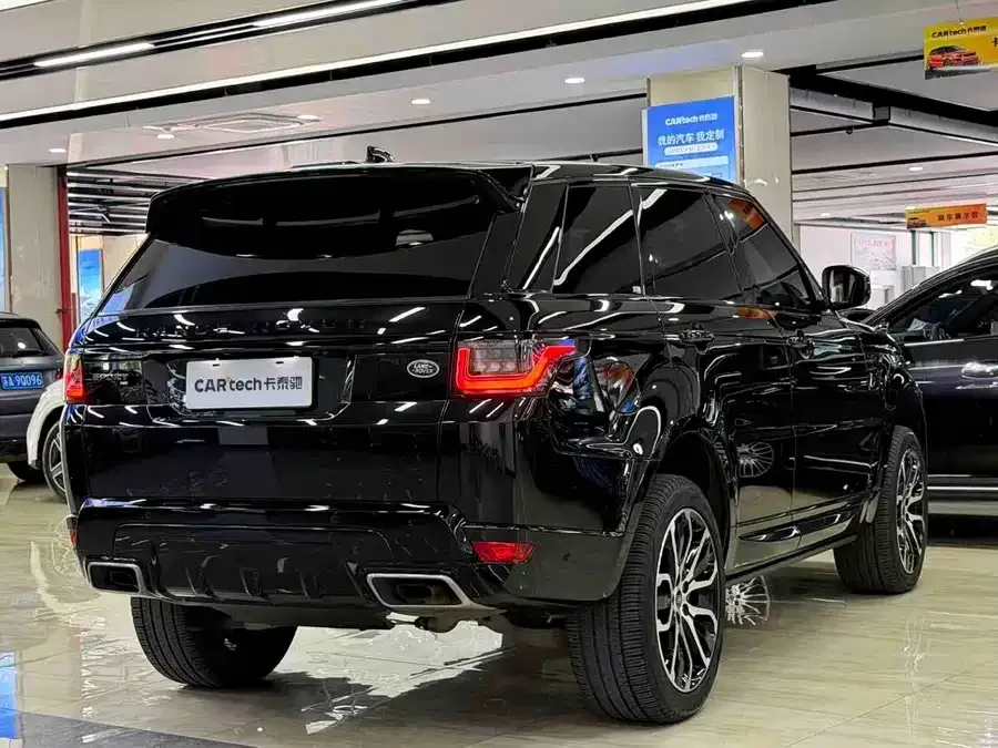 Land Rover Range Rover Sport Range Rover Sport 2022 3.0 L6 Black Edition 2022 — миниатюра 2