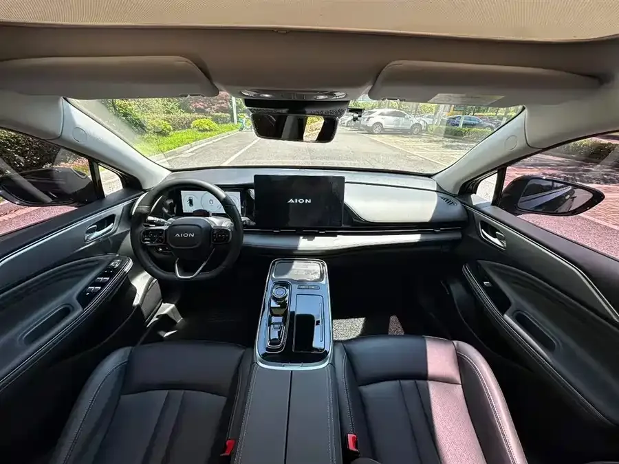 AION AION S Plus AION S Plus 2022 70 Intelligent Driving Edition 2022 — миниатюра 4