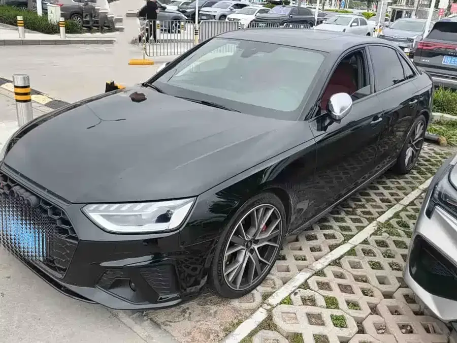 Audi S4 2024
