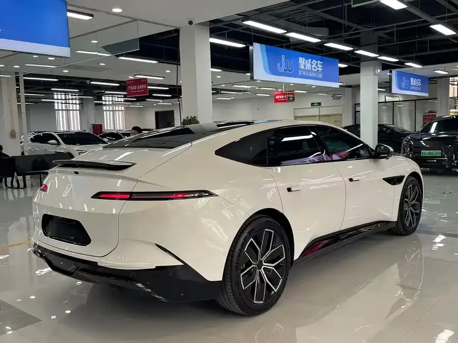 Avatr 12 Avita 12 2023 700 Triple Laser RWD Luxury Edition 2024 — миниатюра 4