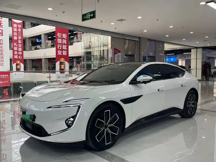 Avatr 12 Avita 12 2023 700 Triple Laser RWD Luxury Edition 2024 — фото 1, купить с доставкой в Москву