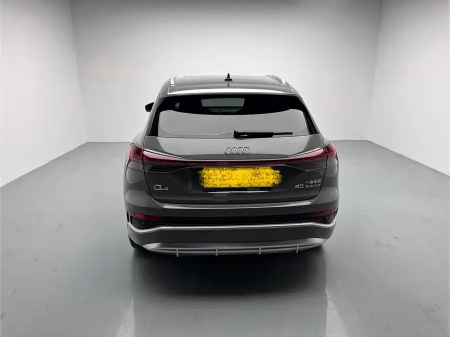 Audi Q4 e-tron 2023 40 e-tron Creative Edition 2023 — миниатюра 2