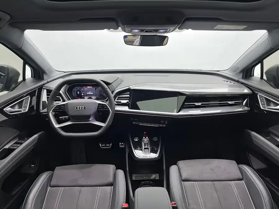 Audi Q4 e-tron 2023 40 e-tron Creative Edition 2023 — миниатюра 5