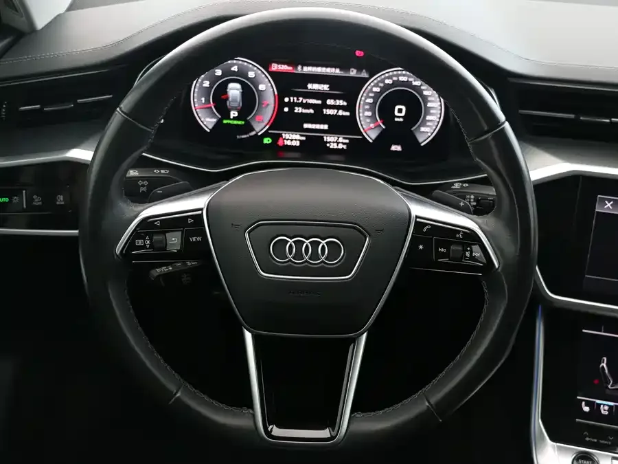 Audi A6 2024 allroad quattro 55 TFSI exclusive off-road model 2024 — миниатюра 5