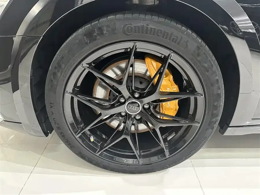 Audi A6 2023 allroad quattro 55 TFSI exclusive off-road version 2023 — миниатюра 2