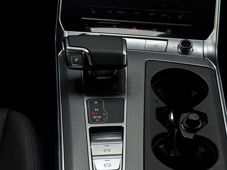 Audi A6 Audi A6 (Imported) 2022 allroad quattro Explorer 55 TFSI Premium Off-Road Edition 2023 — миниатюра 3