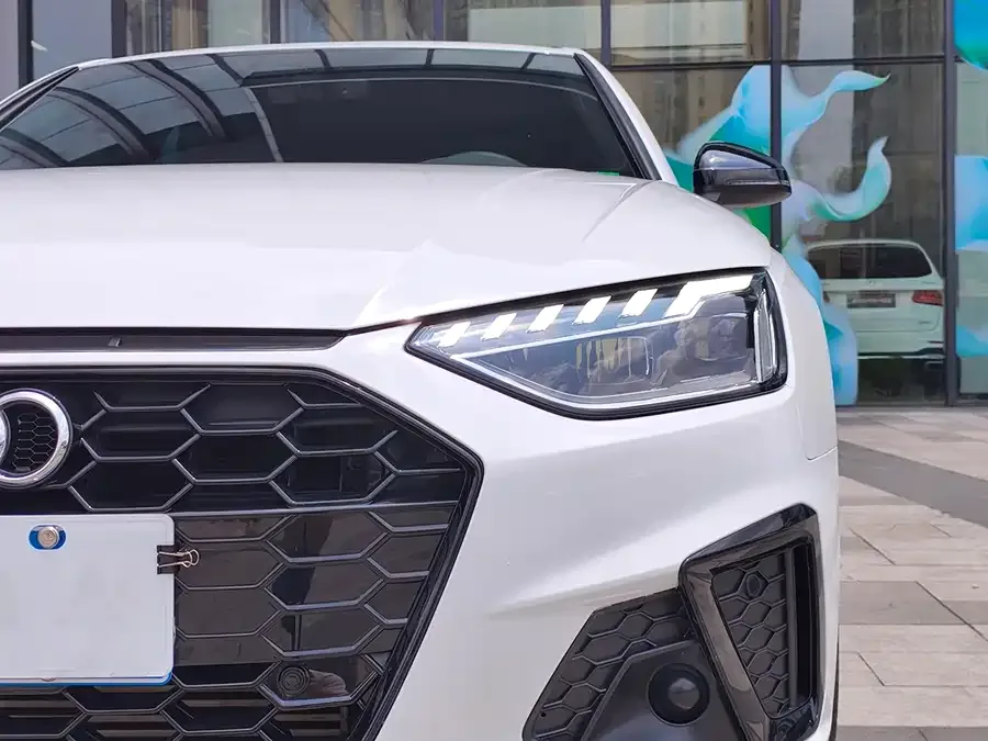 Audi a4 l 2024 40 TFSI luxury and dynamic model 2024 — миниатюра 3