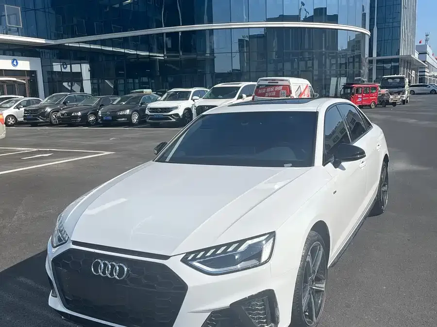 Audi a4 l 2024