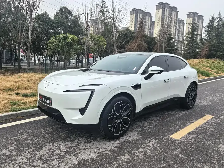 Avatr 11 Avita 11 2022 Long Range Dual Motor Luxury Edition 4 Seaters 2023 — фото 1, купить с доставкой в Москву