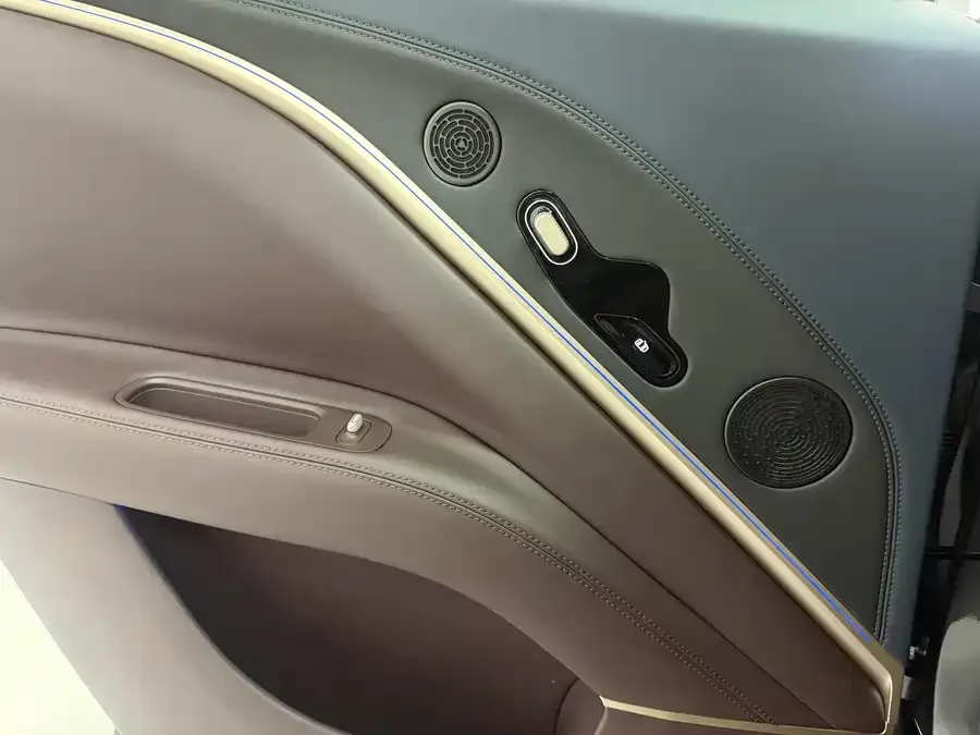 Avatr 11 Avita 11 2024 730 Triple Laser RWD Luxury Edition 2024 — миниатюра 5