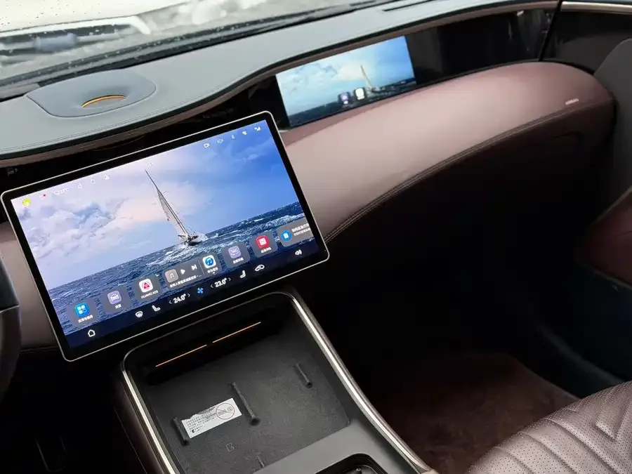 Avatr 11 Avita 11 2022 Super Long Range Dual Motor Luxury Edition 4 Seaters 2023 — миниатюра 2