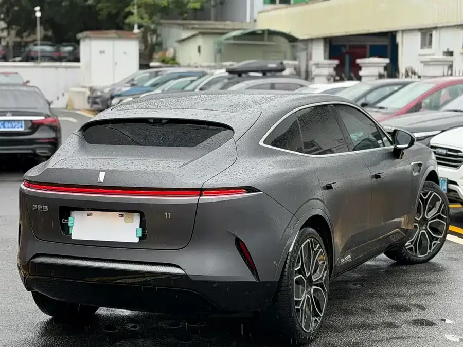 Avatr 11 Avita 11 2022 Super Long Range Dual Motor Luxury Edition 4 Seaters 2023 — миниатюра 3
