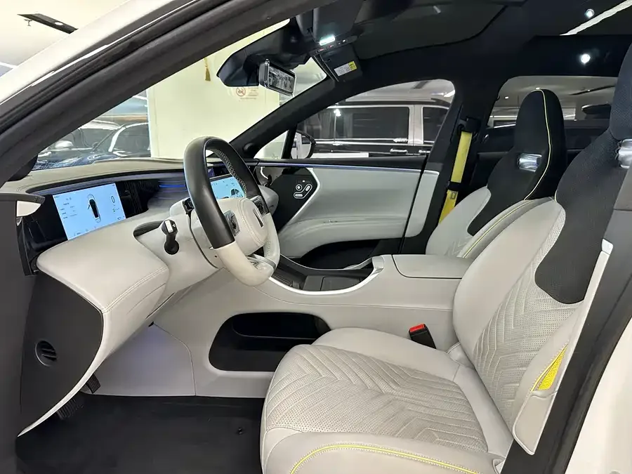 Avatr 11 Avita 11 2023 Hongmeng Edition Smart Upgrade 90 Degree Rear-Drive Edition 2024 — миниатюра 3