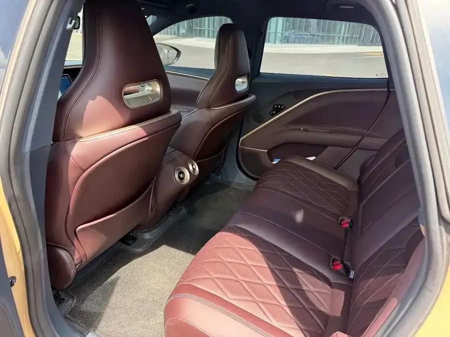 Avatr 11 Avita 11 2025 facelift Max extended range version 2025 — миниатюра 5