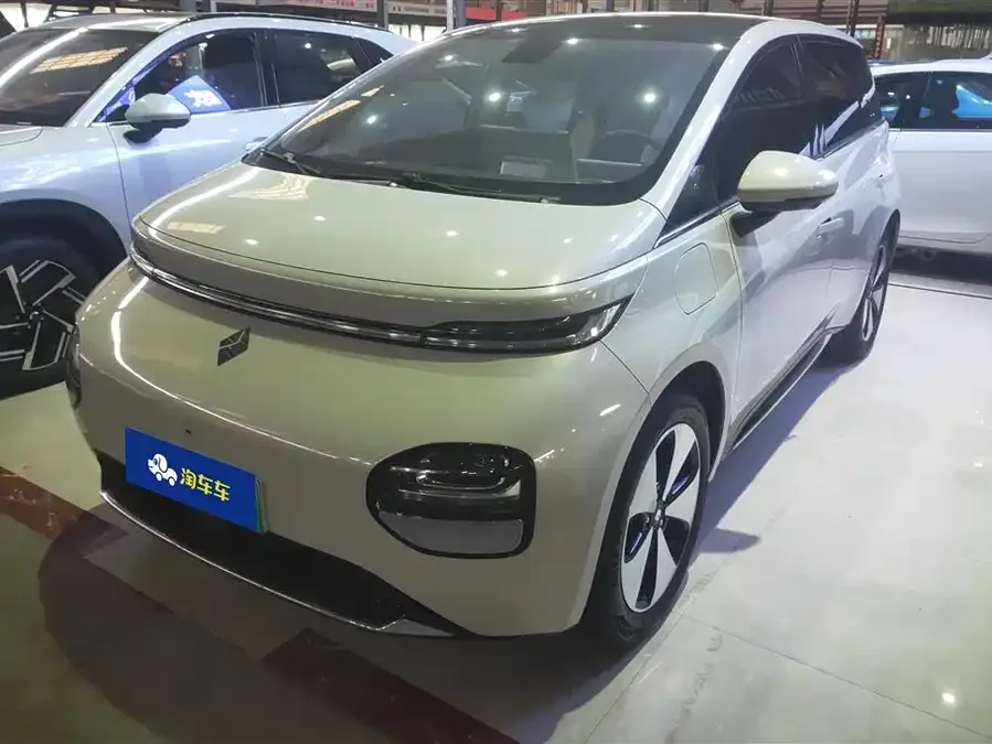 Baojun clouds 2024