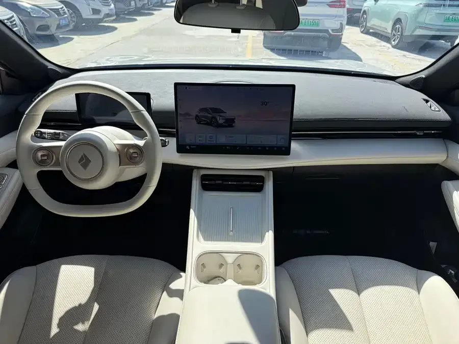 Baojun Sea of Clouds Baojun Yunhai 2024 500km pure electric version 2024 — миниатюра 2