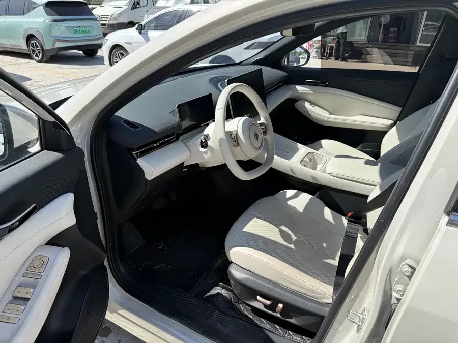 Baojun Sea of Clouds Baojun Yunhai 2024 500km pure electric version 2024 — миниатюра 4